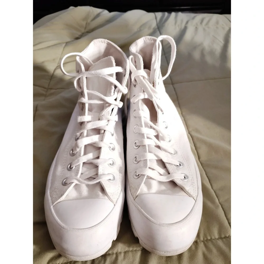 Converse Chuck Taylor Women 10 Lugged Platform High Top Preppy‎ White Sneakers - Picture 2 of 11